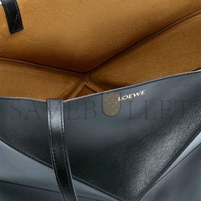 LOEWE MEDIUM PUZZLE FOLD TOTE IN SHINY CALFSKIN A657G50X01-1100 (31.5*25.5*14.5cm) LOEWE MEDIUM PUZZLE FOLD TOTE IN SHINY CALFSKIN A657G50X01-1100 (31.5*25.5*14.5cm)